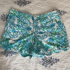 Lilly Pulitzer buttercup shorts